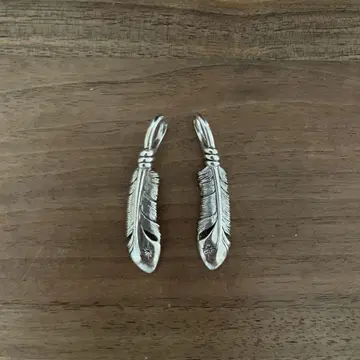 실버 깃털 모티브 펜던트 약 5cm 세트