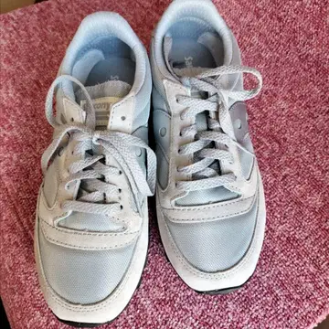 SAUCONY 써코니 Jazz81 오리지널 23.5