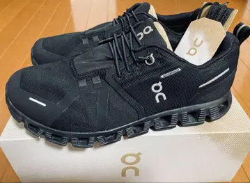 On 블랙 러닝화