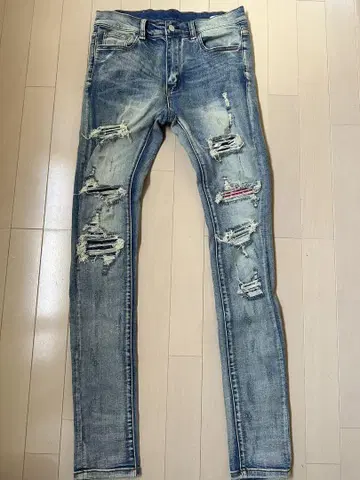 MNML 30