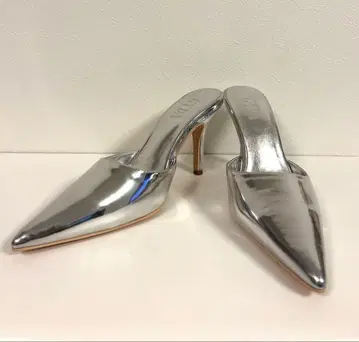 GYDA 제이다 스틸레토 뮬 새상품급 23.5cm