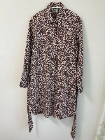 DVF 브라운 화이트 무늬 긴팔 튜닉