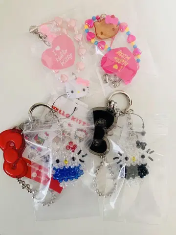 헬로키티 비즈 키링 세트