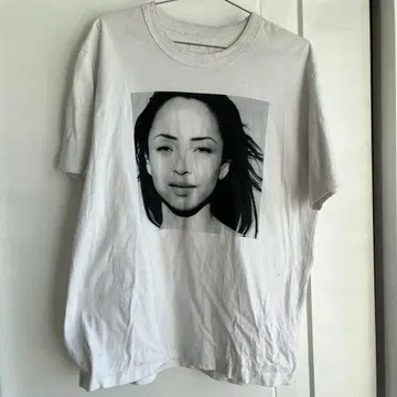 Sade 사카이 티셔츠
