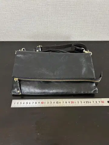 뷰레 세컨드 천연 가죽 클러치백