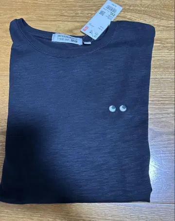 유니클로 애니야 하인드마치 티셔츠 2XL