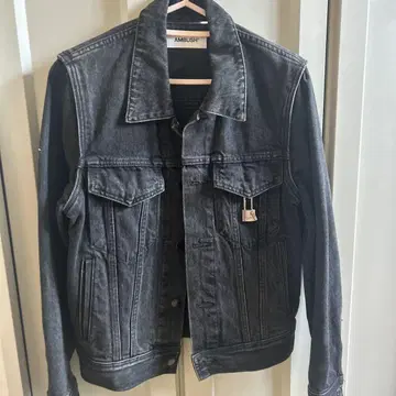 앰부쉬 다크 그레이 데님 자켓