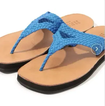 HERUE 미사용 새상품 샌들