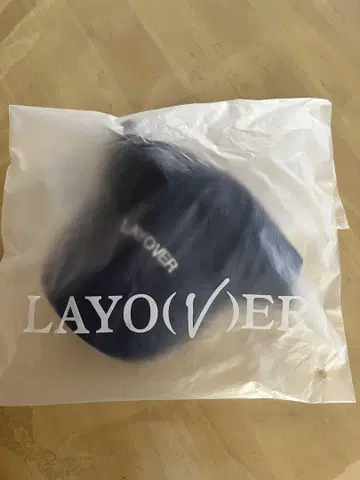 BTS 테테 LAYOVER CAP 네이비 [공식]