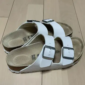 BIRKENSTOCK 버켄스탁 37(24cm)