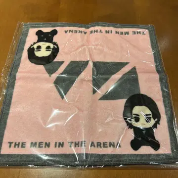 THE MEN IN THE ARENA 아카니시 젠 타월