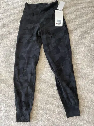 Lululemon 레깅스 사이즈 4