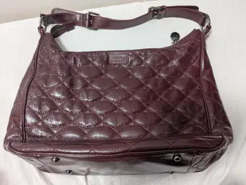 Lulu Guinness 버건디 숄더백