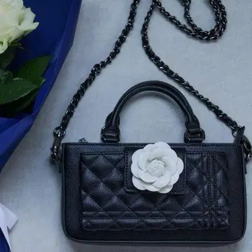 Riu2025ss Rose phone bag 블랙