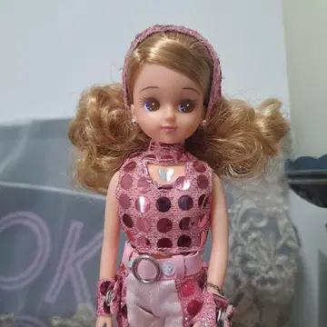 리카짱 빈티지 핑크 인형