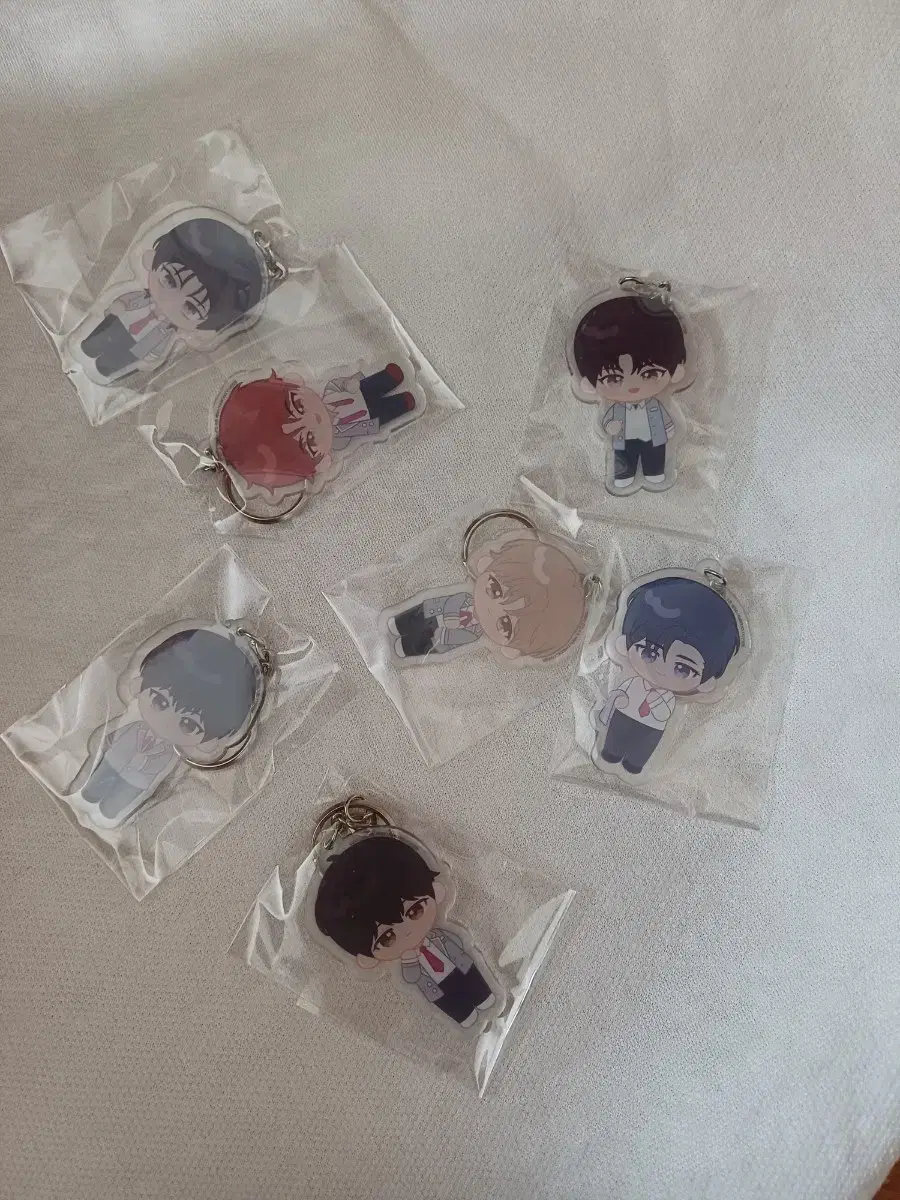 If I Can't Debut, I'll Die Official Doll Keyring Zuu Certificate