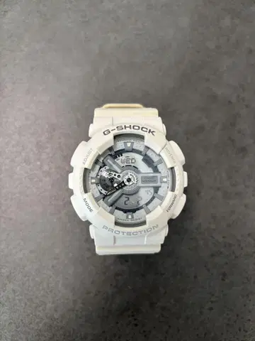 CASIO G-SHOCK GA-110C 화이트 새상품 배터리 교체 완료