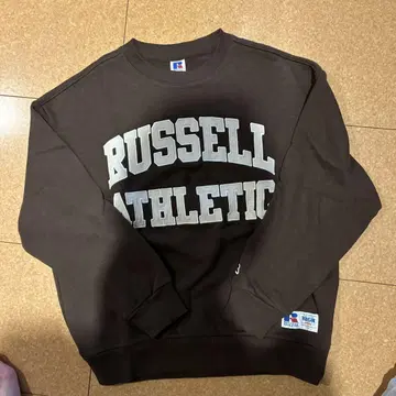RUSSELL ATHLETIC 브라운 트레이닝복