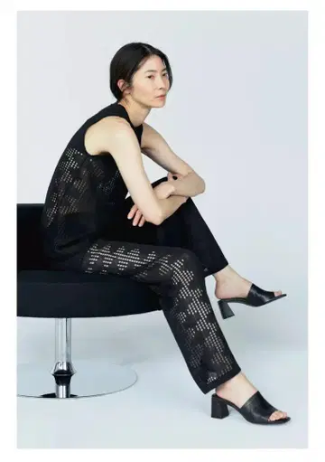 자라 썸머 니트 와이드 팬츠 밴딩 와이드 레그 디자인 블랙
