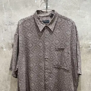US 구제 의류 VAN HEUSEN 밴 휴젠 패턴 셔츠 레이온 반팔