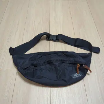 그레고리 블랙 바디백