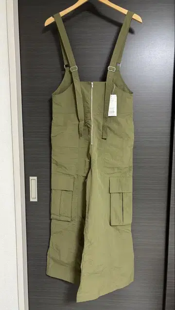 MURUA 프론트 지퍼 올인원 카키