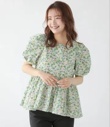 Fitmore 꽃무늬 퍼프 슬리브 탑