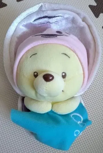 곰돌이 푸 이상한 나라의 앨리스 영 오이스터 콜라보 봉제 인형