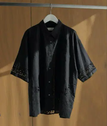 anuke 컷워크 레이스 셔츠 컷워크 레이스 셔츠