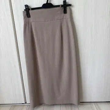 자스그리테이 베이지 점퍼 타이트 스커트 슬릿