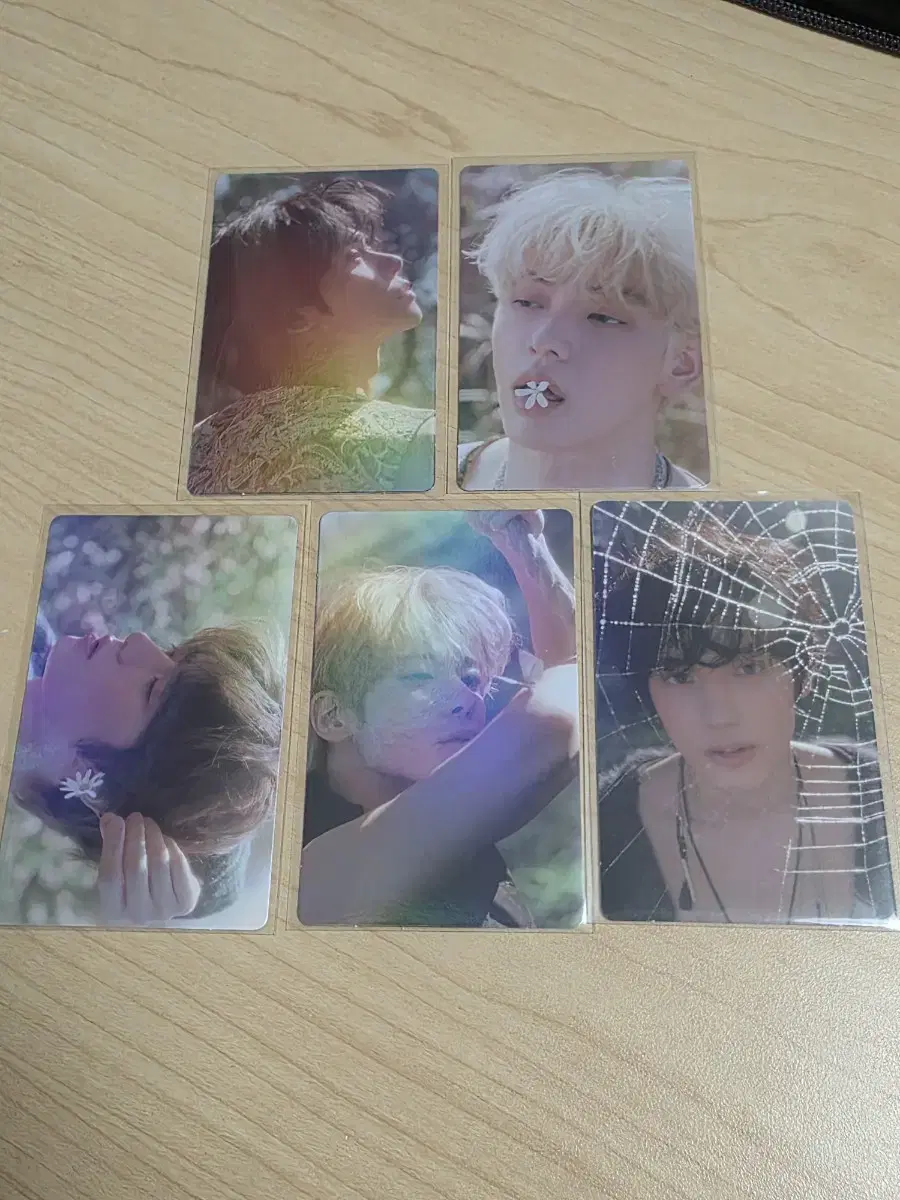 TXT Temptation Pre-order Benefit Yeonjun Soobin Beomgyu Taehyun Huening Kai Photocard
