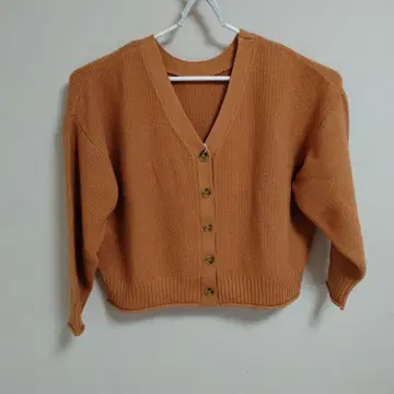 studio CLIP 오렌지 V넥 니트