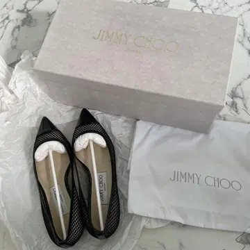 JIMMY CHOO 블랙 플랫 슈즈 34