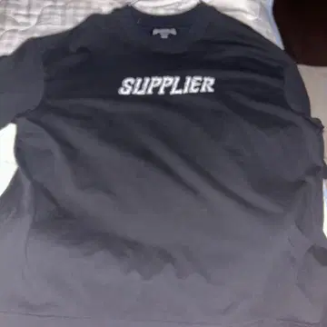 Supplier 블랙 티셔츠