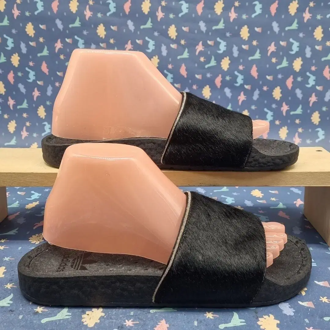 adidas boost slippers