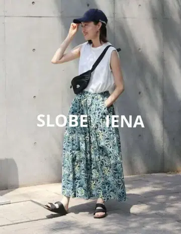SLOBE IENA 슬로브 이에나 새상품급 플레어 스커트 보타니컬