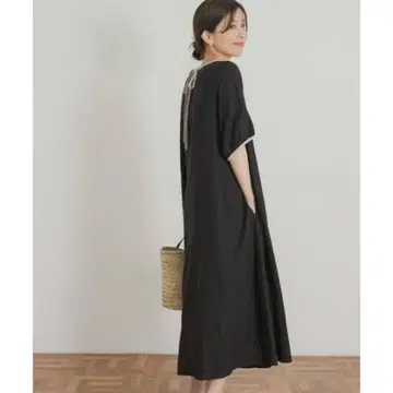 어반 리서치 도어스 린넨 레이온 바이컬러 리본 원피스