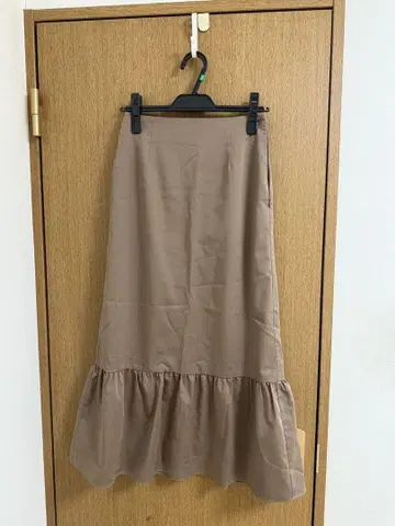 BLENHEIM 블렌하임 스커트 타이트 플레어 스커트