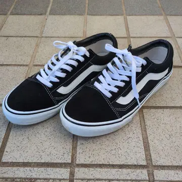 Vans 올드스쿨 블랙/화이트 26.5cm
