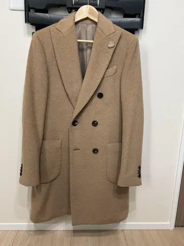 LARDINI 겉감 카멜 모 100% 더블 체스터 코트