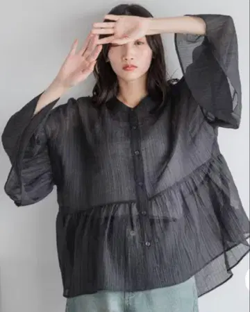 요류 밴드 8S * 시어 소재 플레어 슬리브 셔츠 블랙