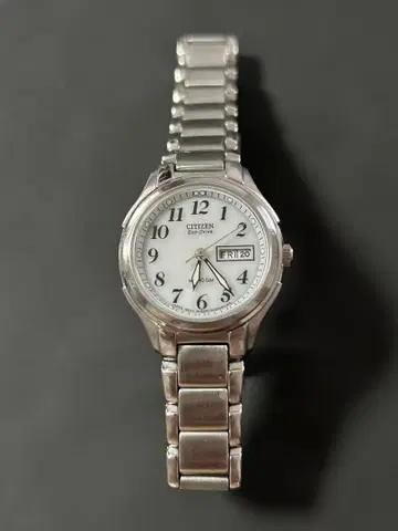 CITIZEN ECO-DRIVE 시티즌 에코 드라이브 여성용 손목시계