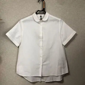 이드 닷 마더 하우스 화이트 반팔 셔츠 S 사이즈 백 플리츠