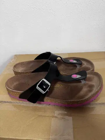 BIRKENSTOCK 블랙 플립플랍 27cm