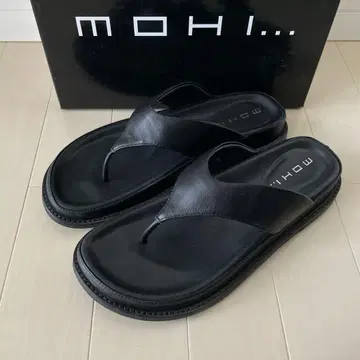 MOHI. SETA 플랫 샌들