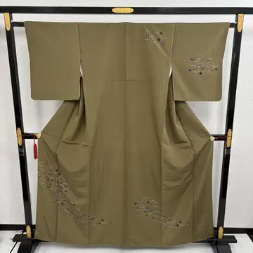 츠케사게 순수 실크 무문양 차분한 색감 꽃 기모노 U-6279