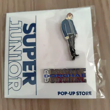 SUPER JUNIOR POP-UP STORE 핀 배지  동해