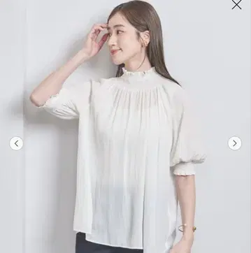 UNITED ARROWS 셔링 하이넥 블라우스
