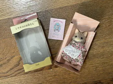 시마네코의 엄마 인형 꽃무늬 드레스 포함
