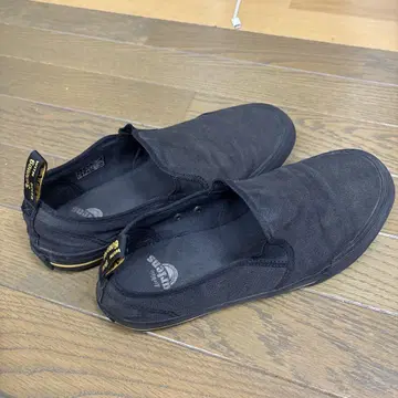 블랙 슬립온 신발 캔버스